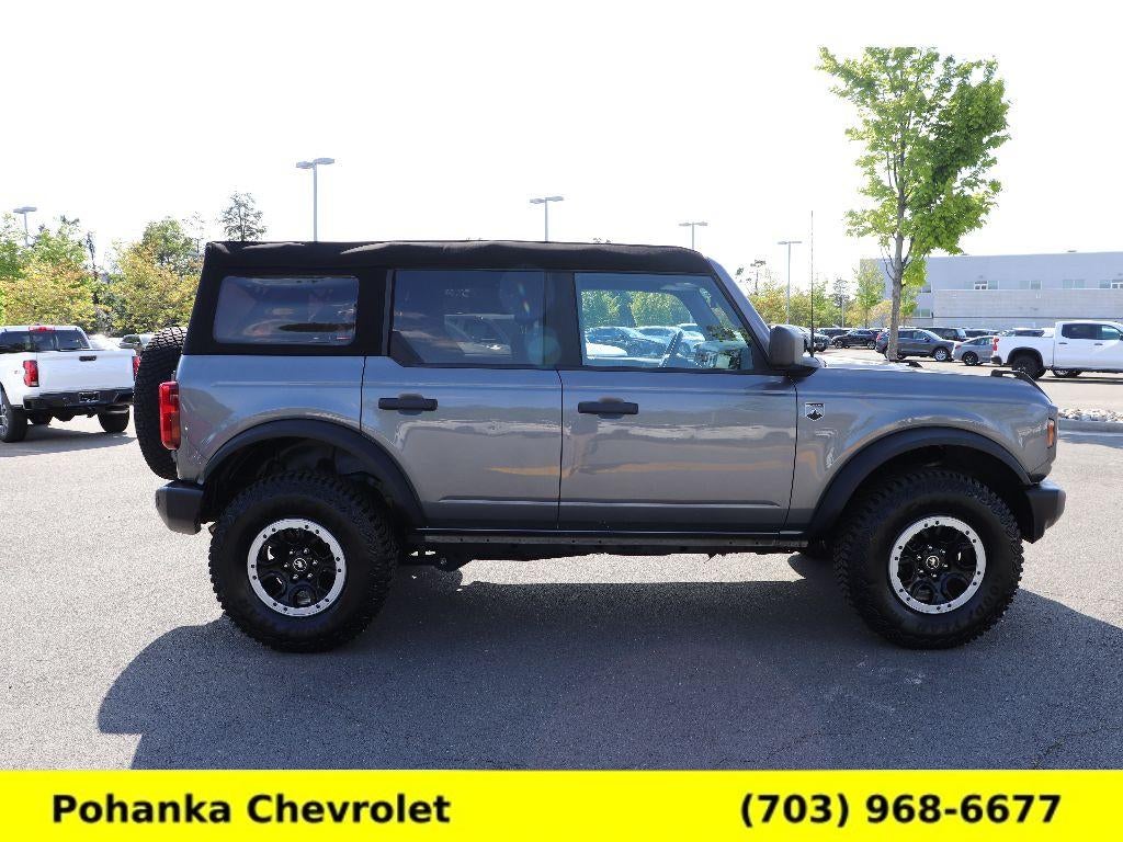 2023 Ford Bronco Base
