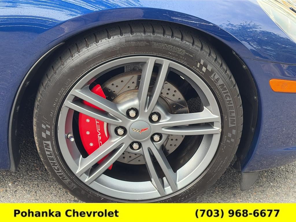 2005 Chevrolet Corvette Base