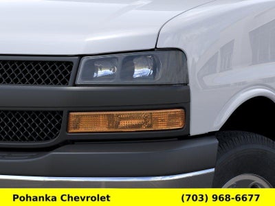 2025 Chevrolet Express Cutaway 3500 1WT
