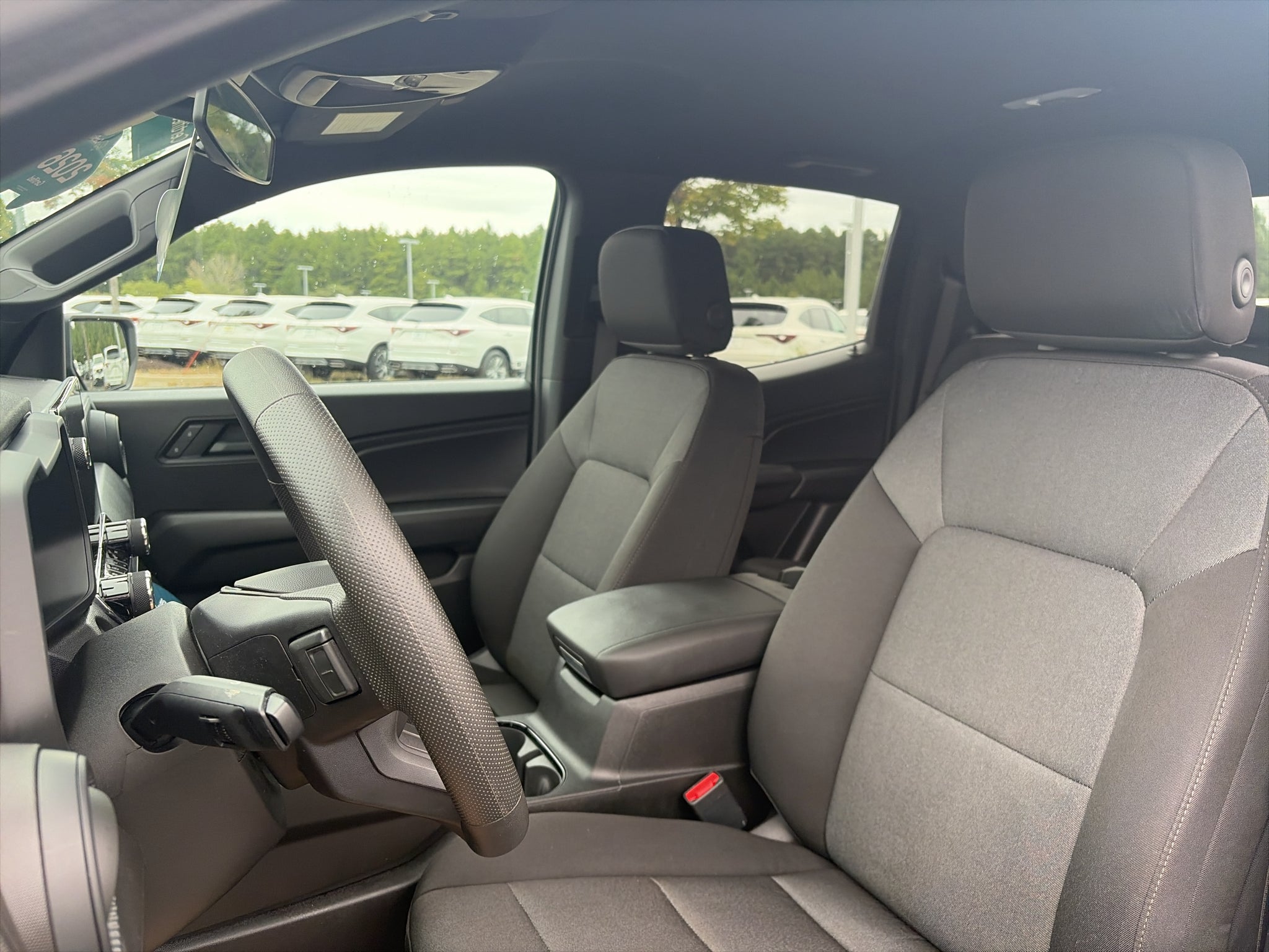 2026 Chevrolet Colorado Trail Boss - Photo 17