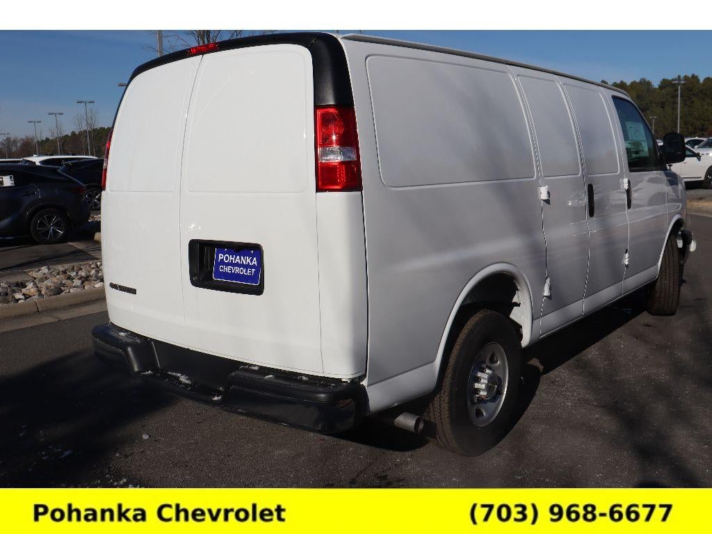 2025 Chevrolet Express Cargo 2500 WT