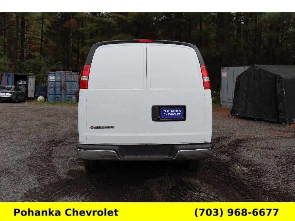 2025 Chevrolet Express Cargo 2500 WT
