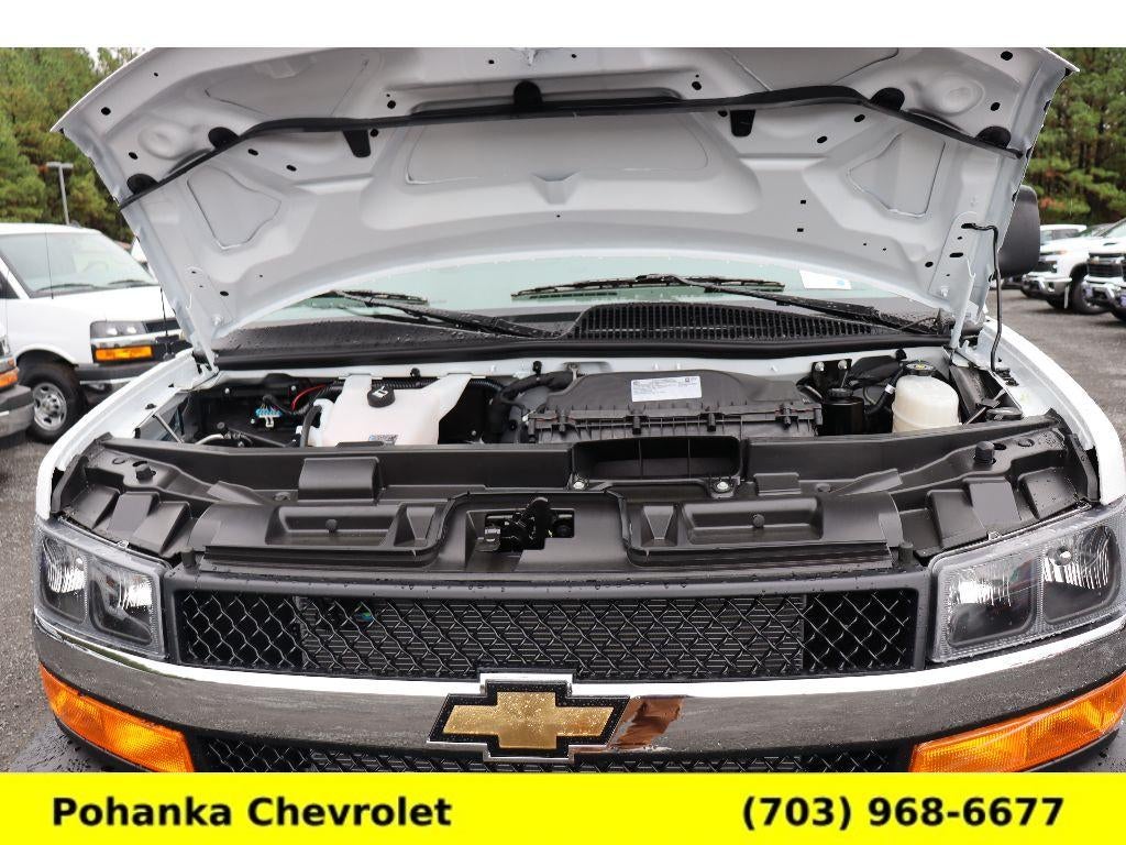 2025 Chevrolet Express Cargo 2500 WT