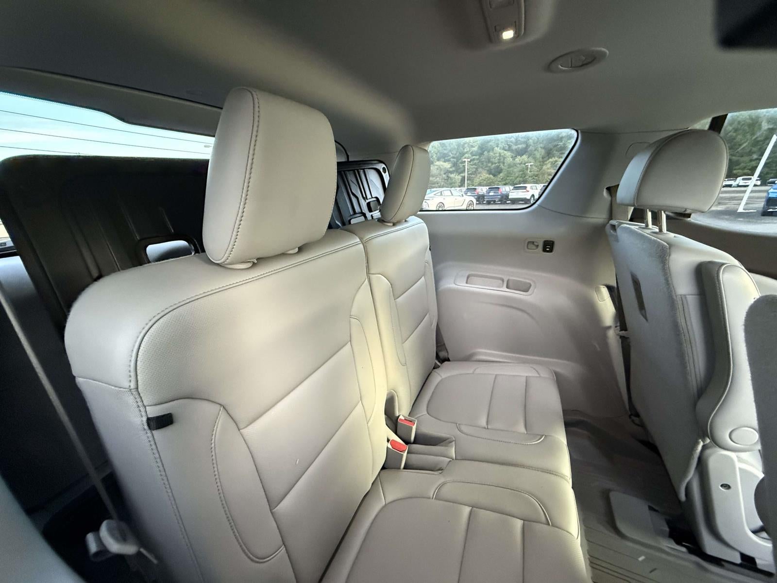 2022 GMC Acadia SLT
