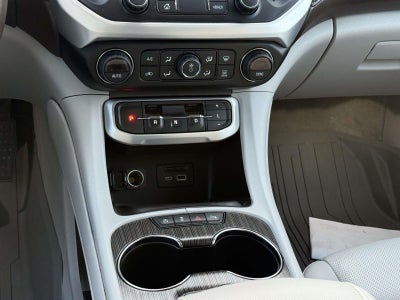 2022 GMC Acadia SLT