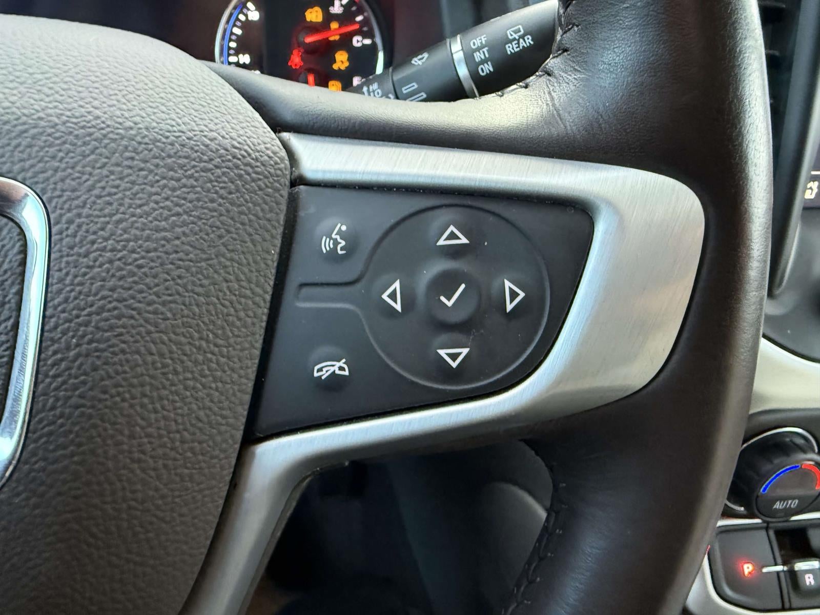 2022 GMC Acadia SLT