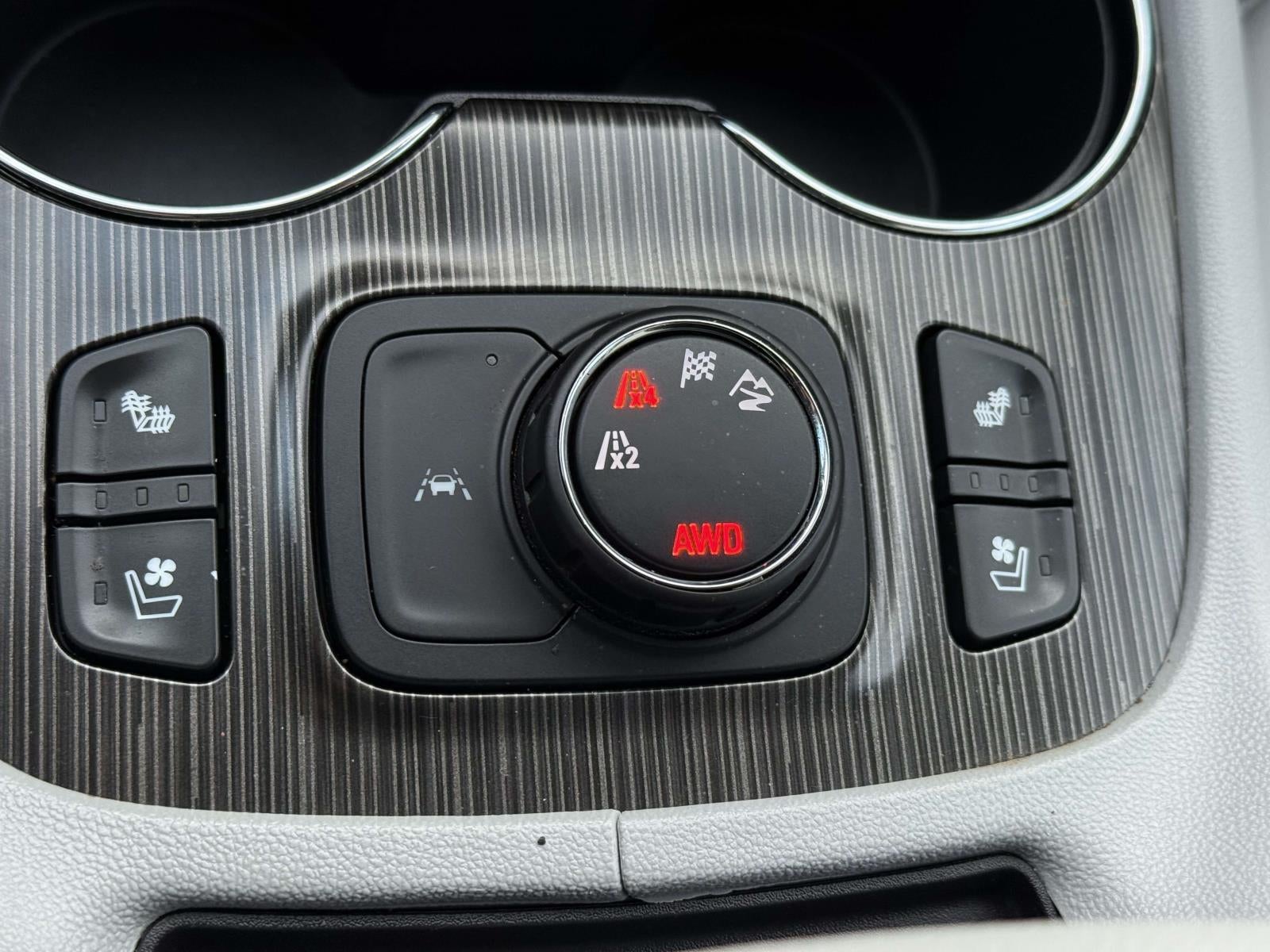 2022 GMC Acadia SLT