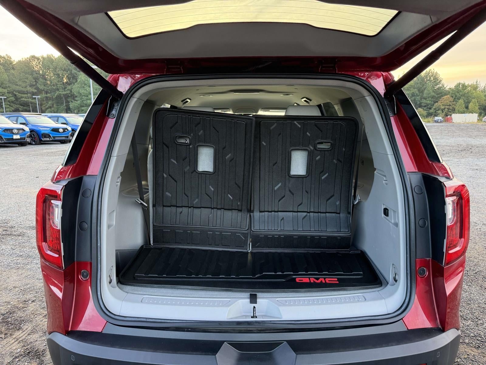 2022 GMC Acadia SLT