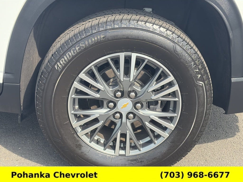 2024 Chevrolet Traverse LT