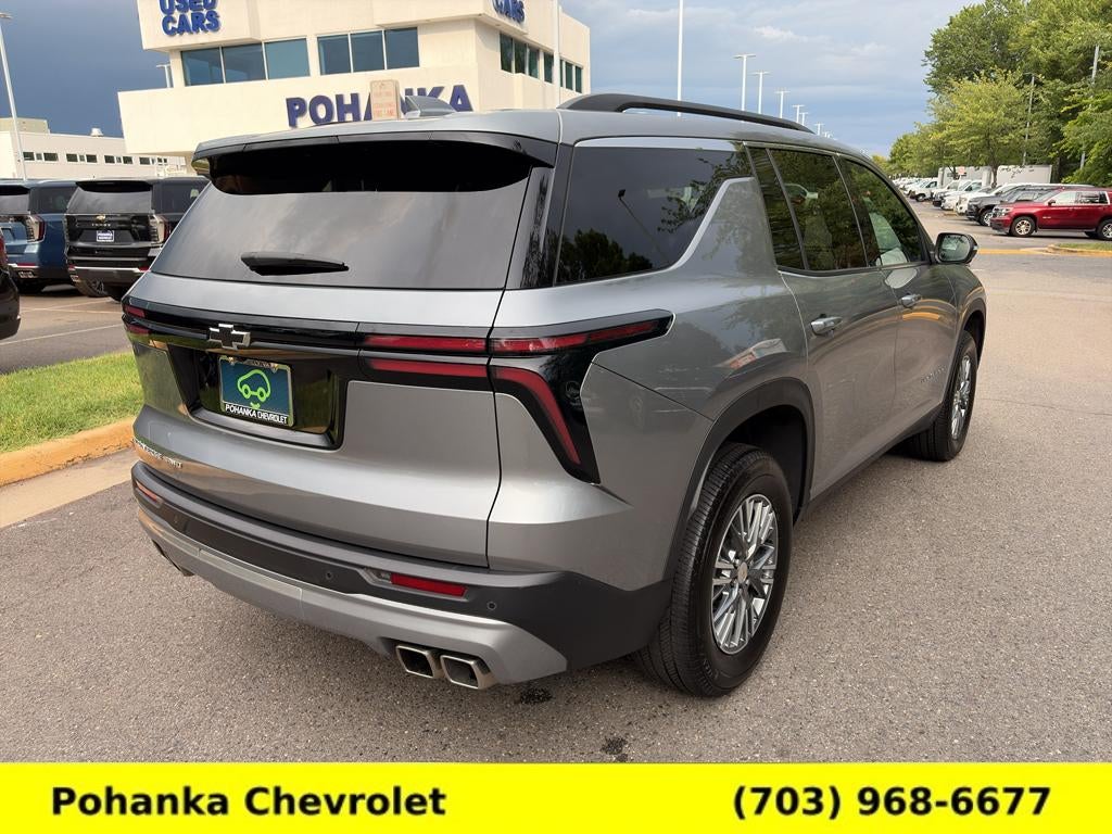 2025 Chevrolet Traverse LT