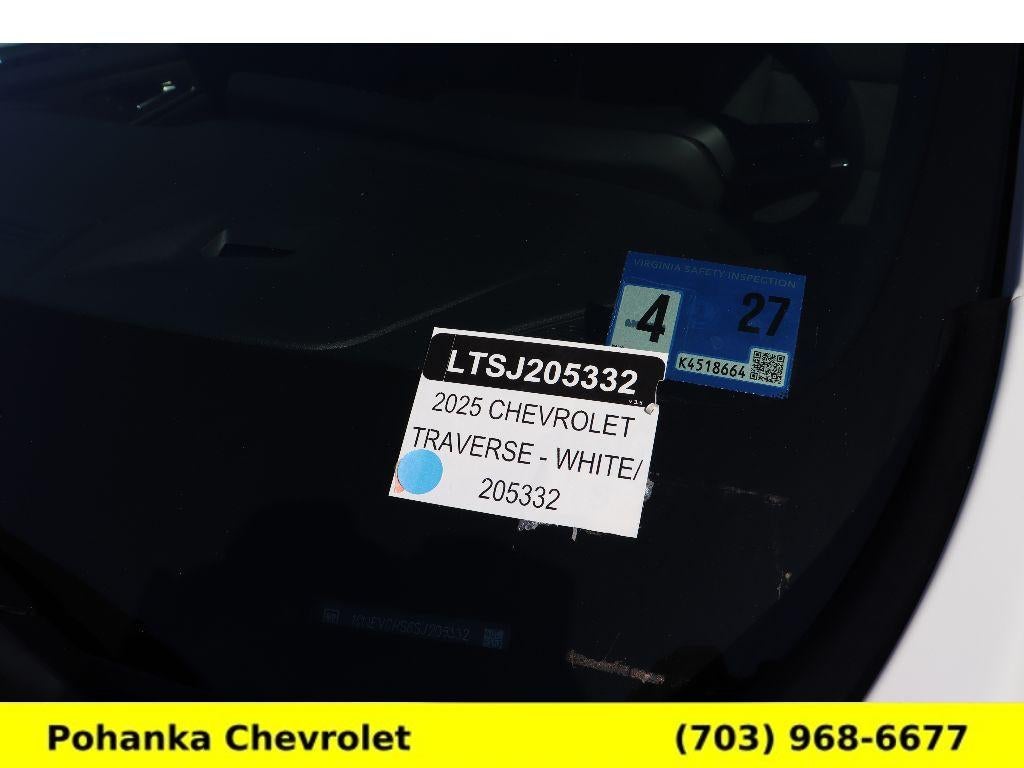 2025 Chevrolet Traverse LT