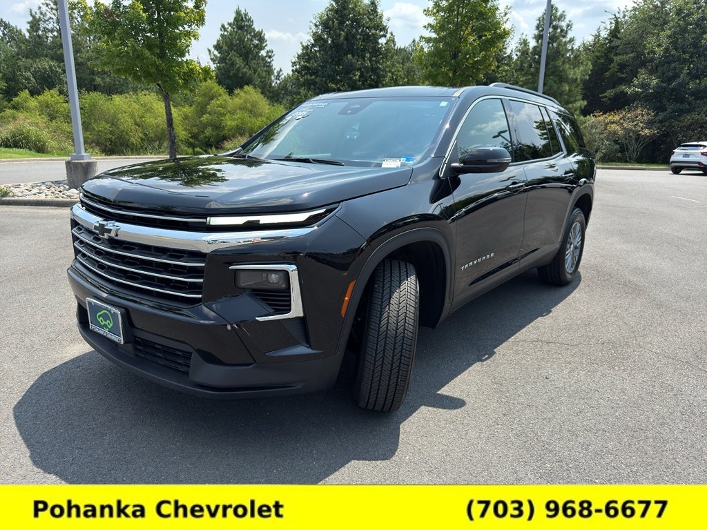2025 Chevrolet Traverse LT