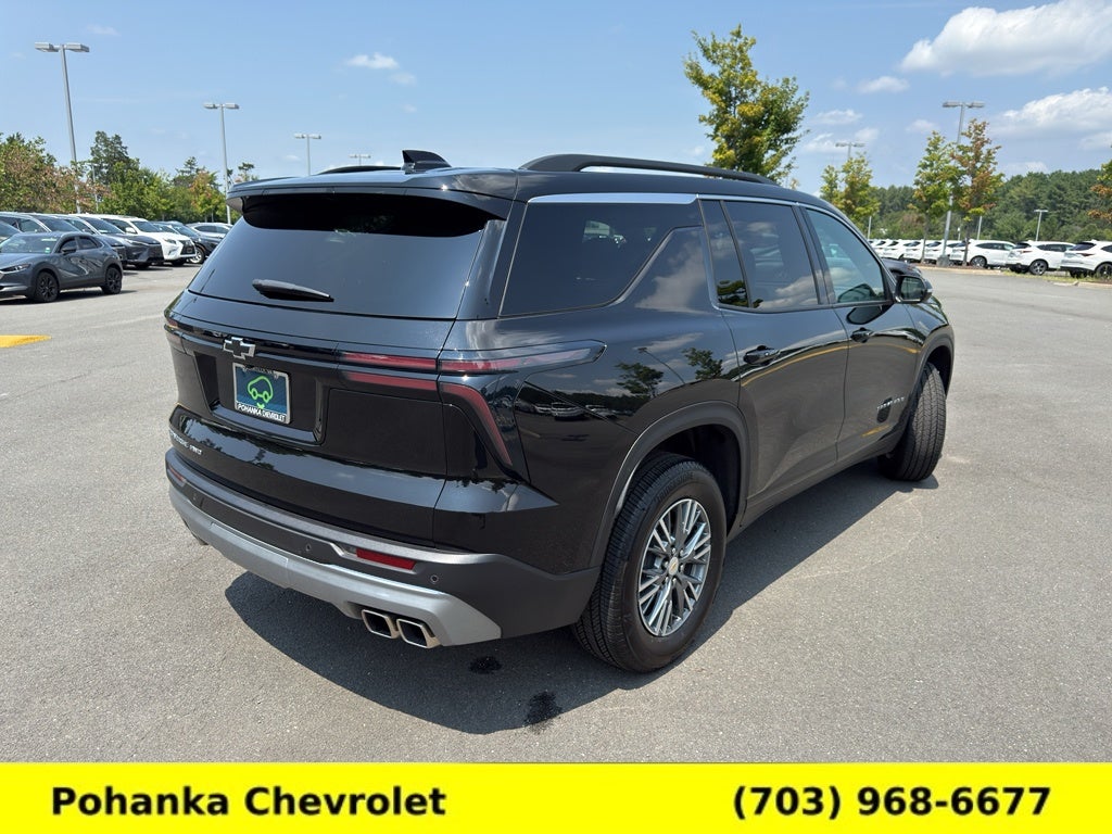 2025 Chevrolet Traverse LT