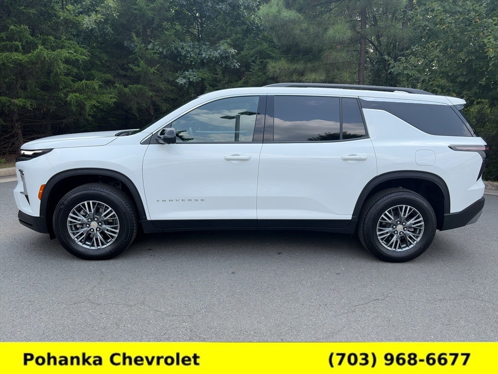2025 Chevrolet Traverse LT