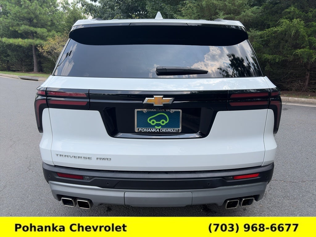 2025 Chevrolet Traverse LT