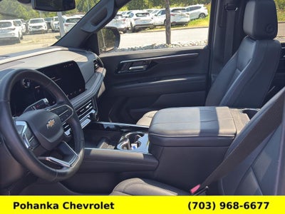 2025 Chevrolet Suburban LT