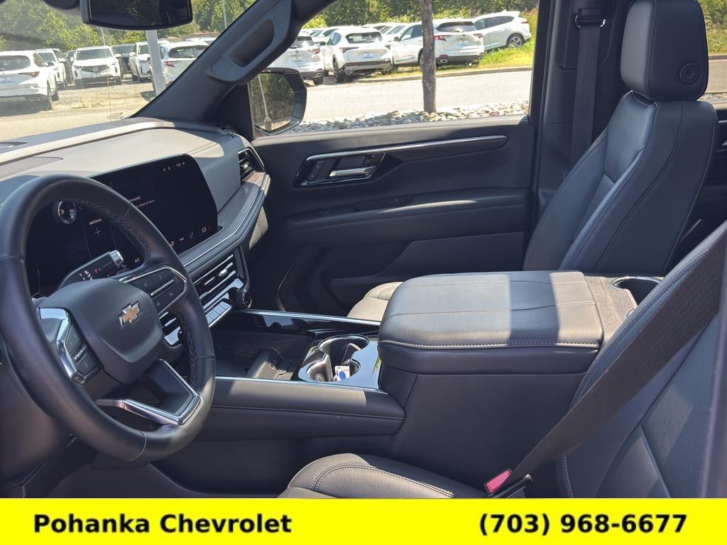 2025 Chevrolet Suburban LT