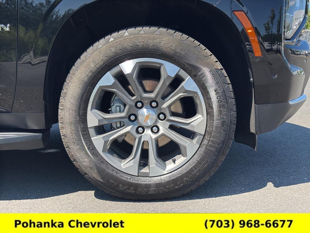 2025 Chevrolet Suburban LT