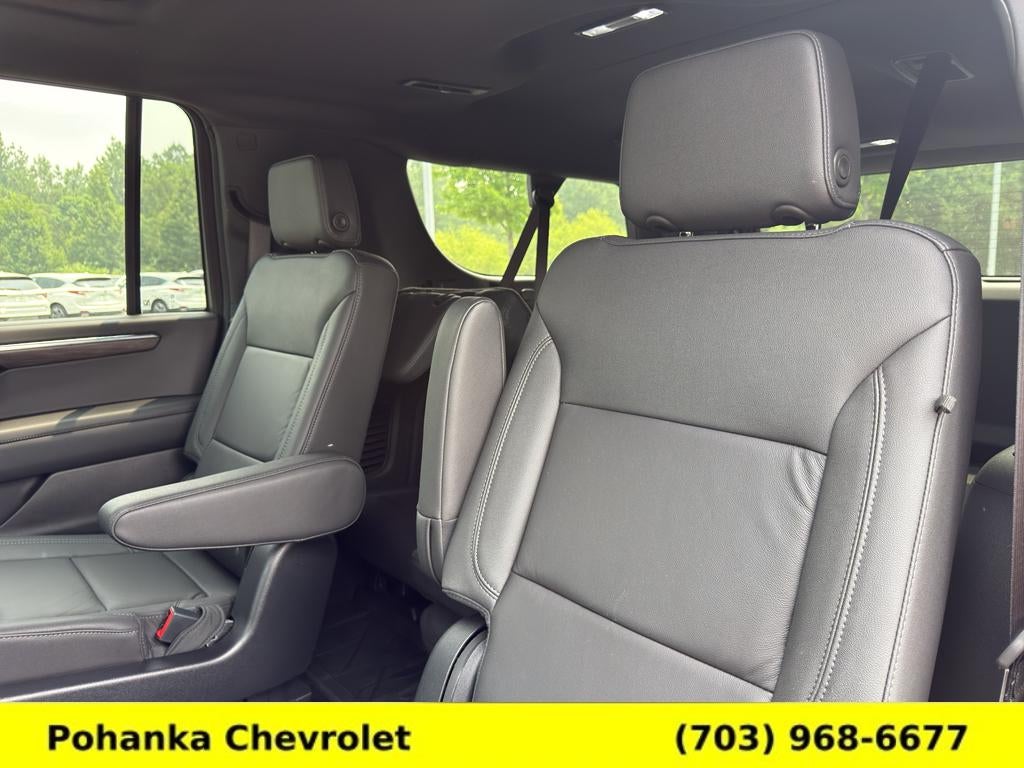 2025 Chevrolet Suburban LT
