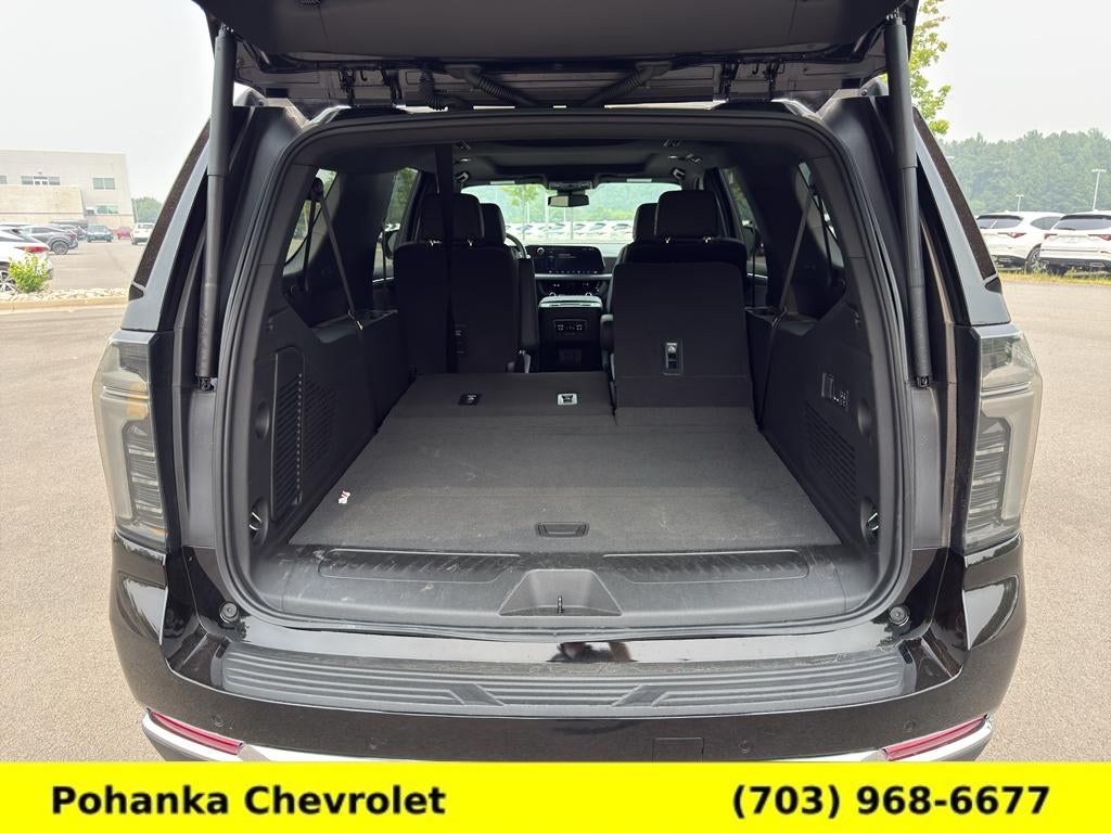 2025 Chevrolet Suburban LT