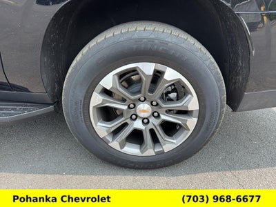 2025 Chevrolet Suburban LT
