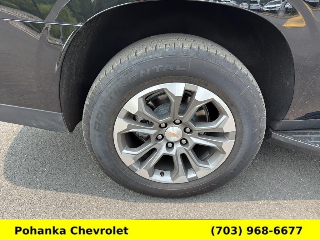 2025 Chevrolet Suburban LT