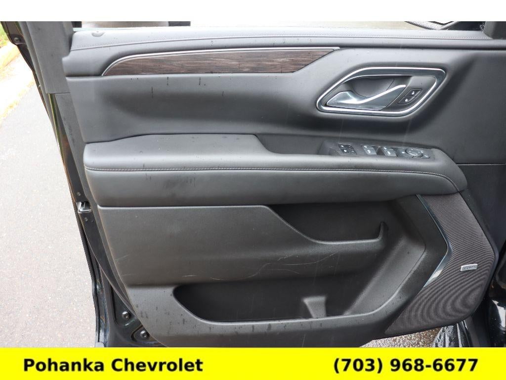 2024 Chevrolet Suburban LT - Photo 23