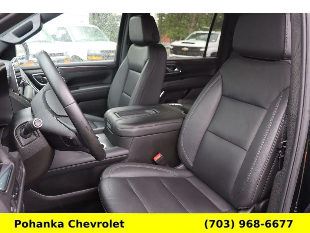 2024 Chevrolet Suburban LT - Photo 25