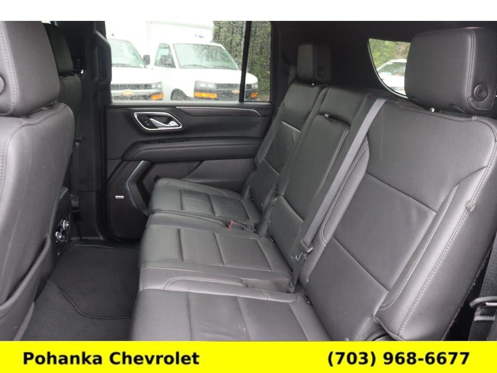2024 Chevrolet Suburban LT - Photo 27
