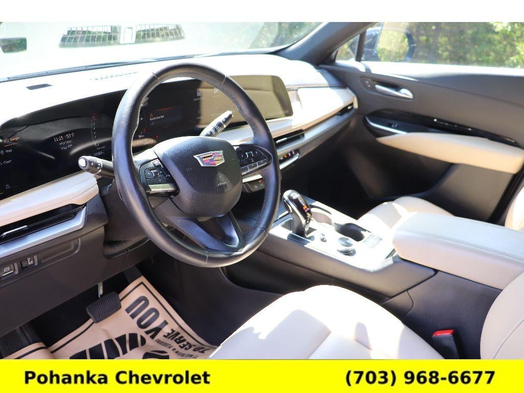 2024 Cadillac XT4 Luxury