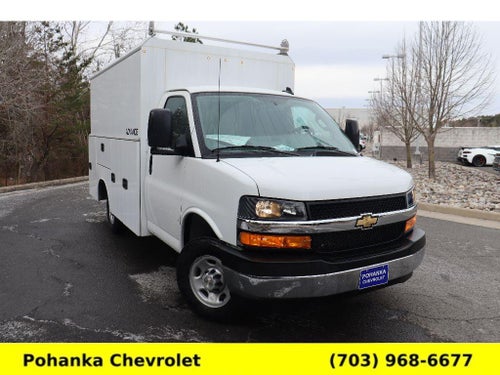 2025 Chevrolet Express Cutaway 3500 1WT