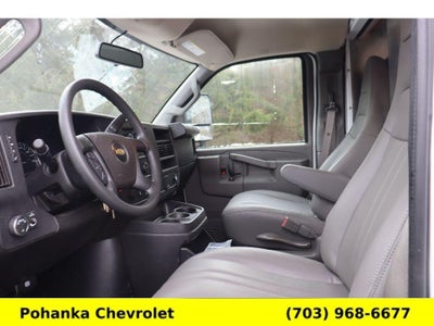 2025 Chevrolet Express Cutaway 3500 1WT