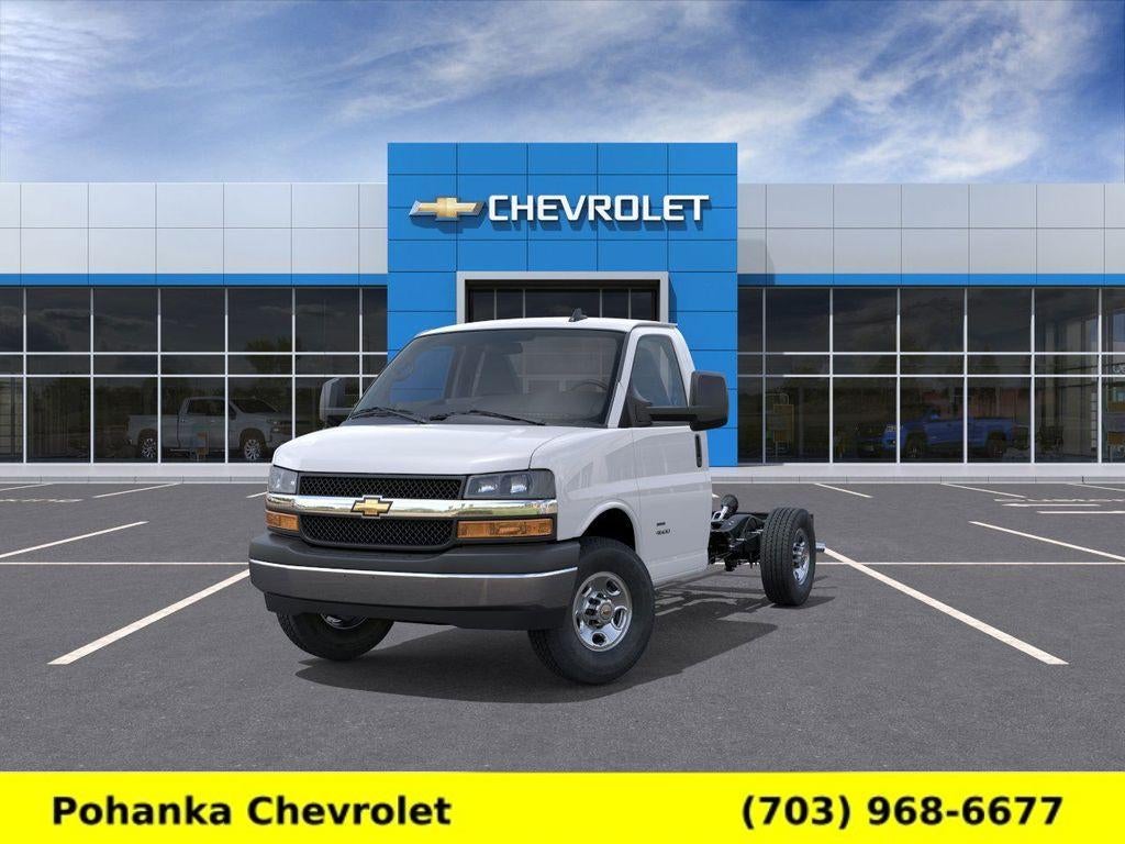 2026 Chevrolet Express Cutaway 3500 1WT