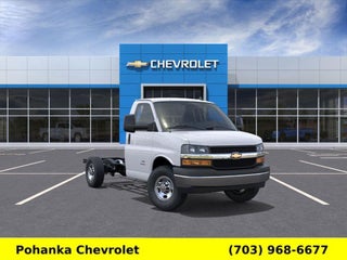 2026 Chevrolet Express Cutaway 3500 1WT