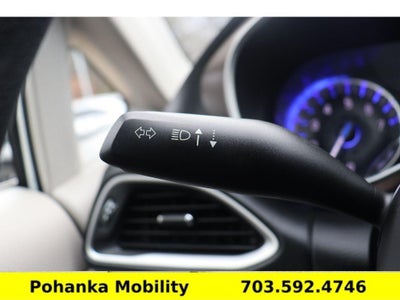 2020 Chrysler Voyager L