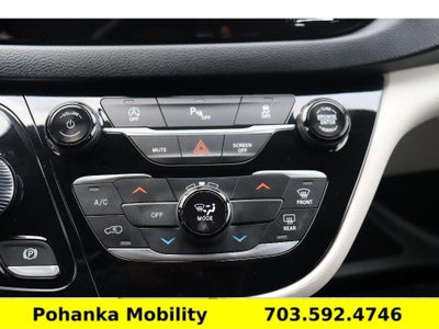 2020 Chrysler Voyager L