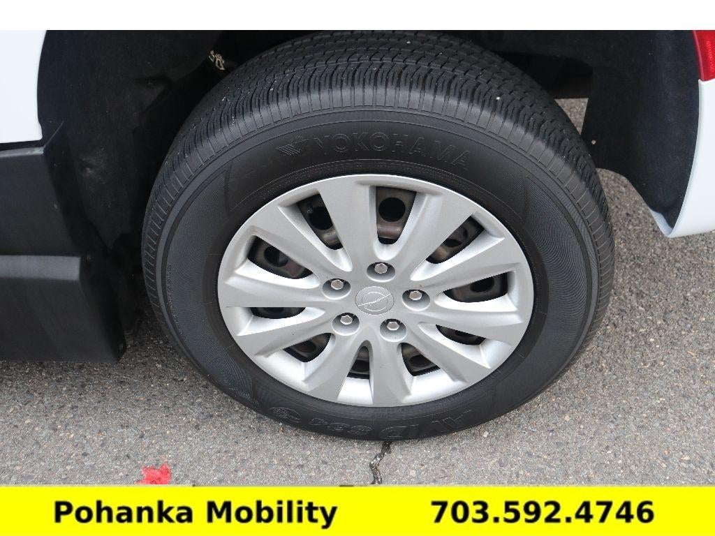 2020 Chrysler Voyager L