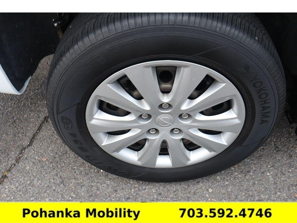 2020 Chrysler Voyager L