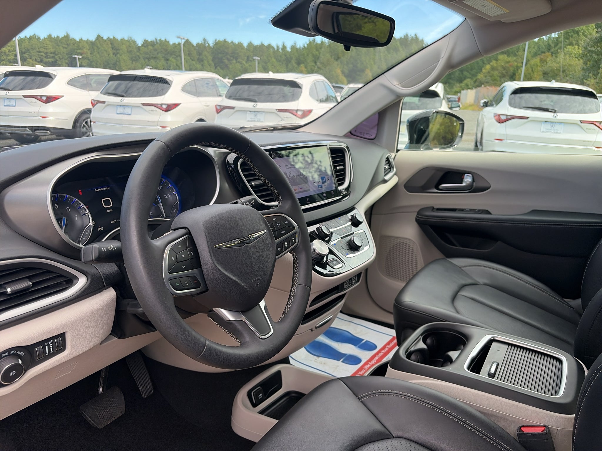 2024 Chrysler Pacifica Touring L