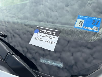 2024 Chrysler Pacifica Touring L