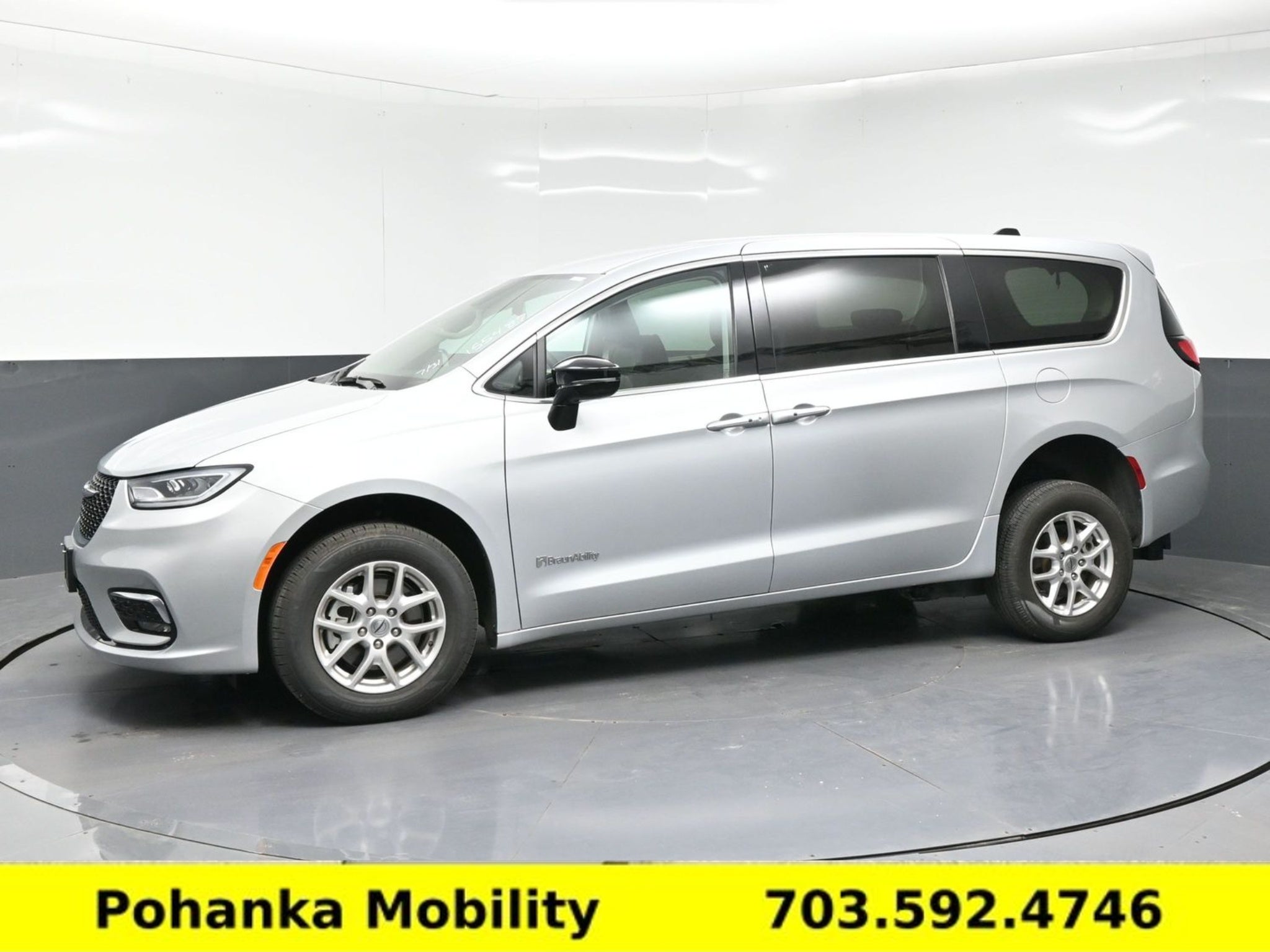 2024 Chrysler Pacifica Touring L