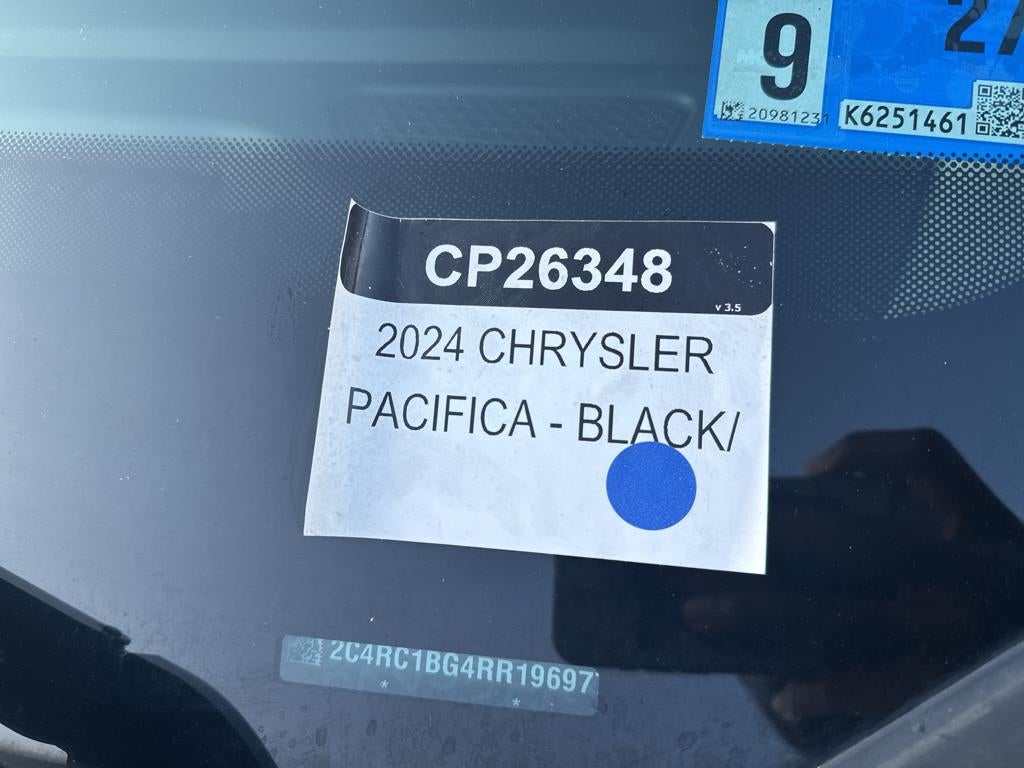 2024 Chrysler Pacifica Touring L