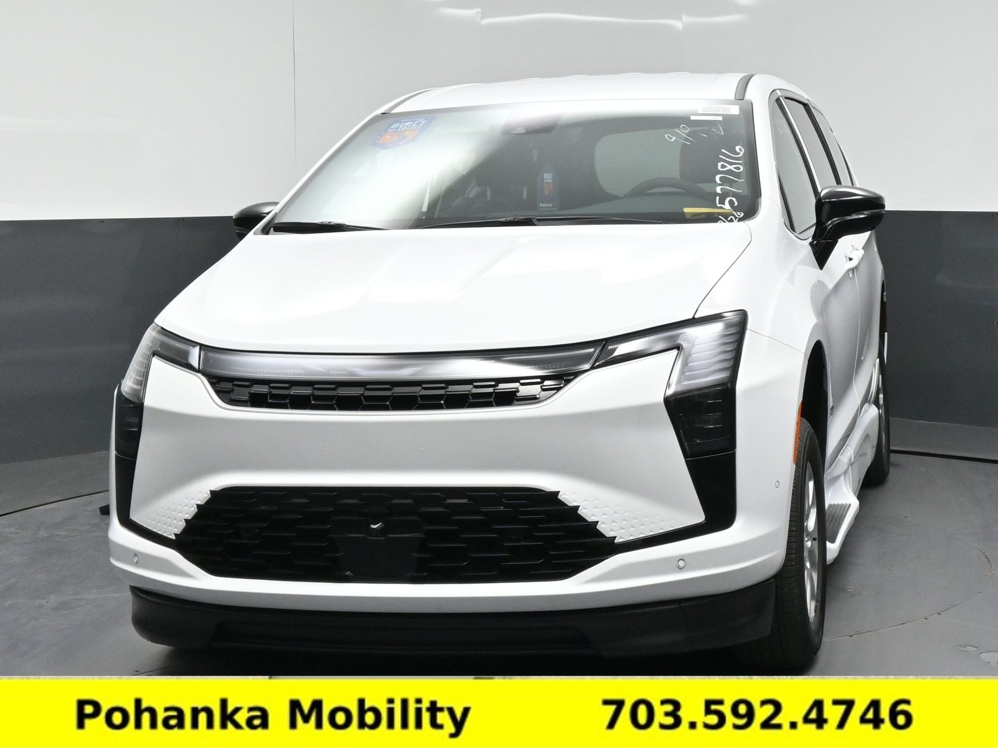 2027 Chrysler Pacifica Select