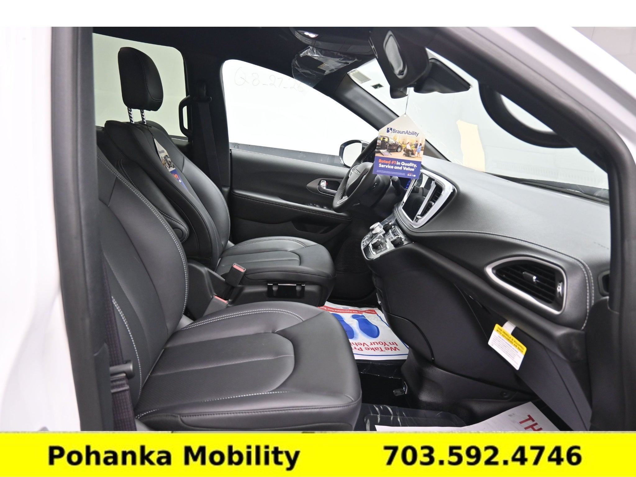 2027 Chrysler Pacifica Select