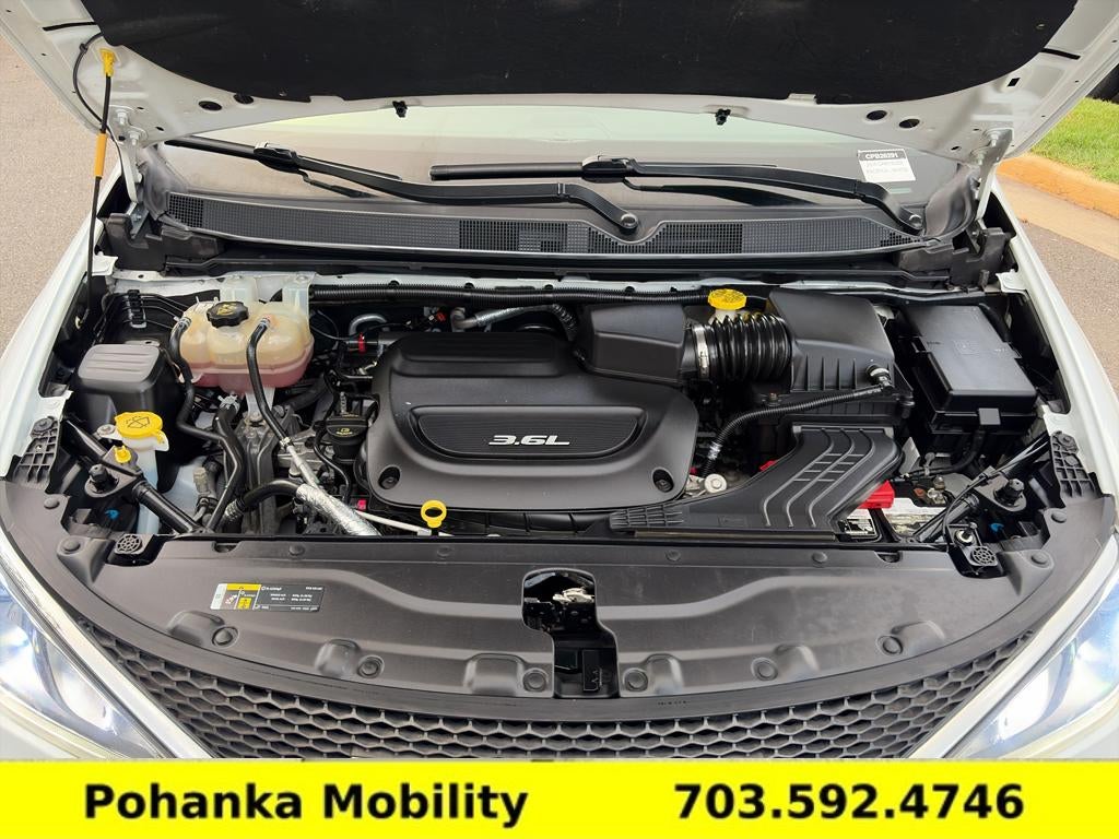 2018 Chrysler Pacifica Touring L