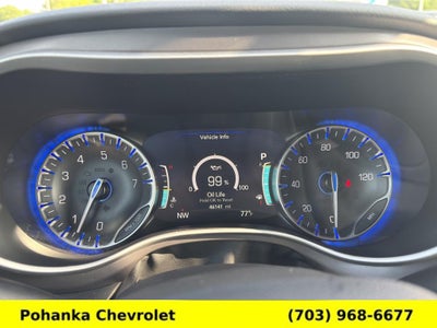 2025 Chrysler Pacifica Select