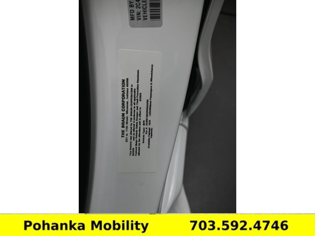 2027 Chrysler Pacifica Select