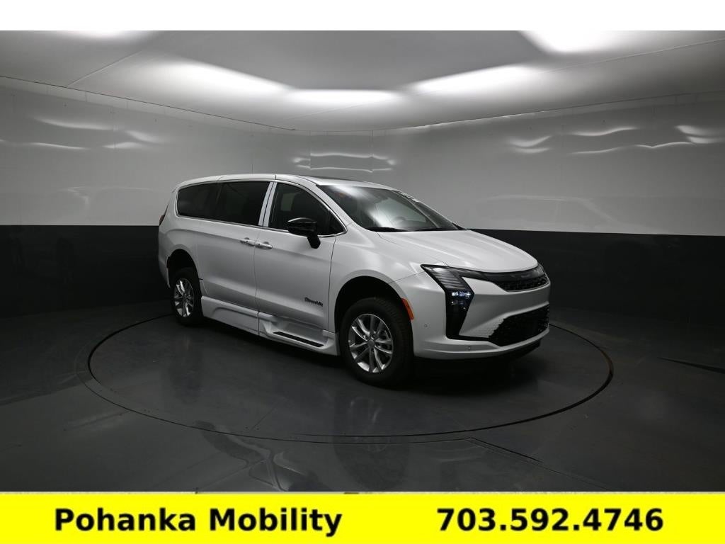 2027 Chrysler Pacifica Select