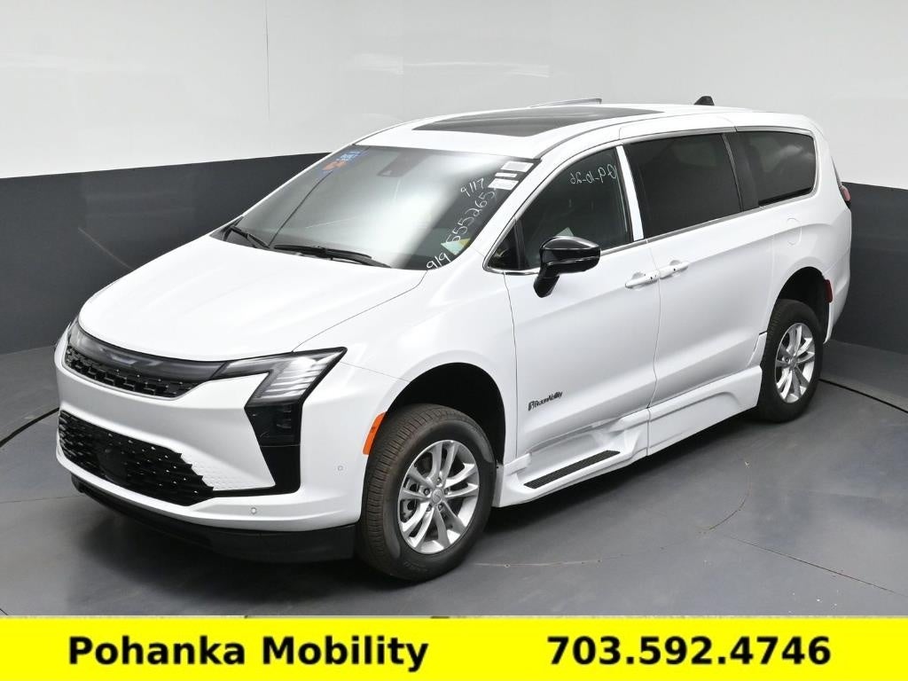 2027 Chrysler Pacifica Select
