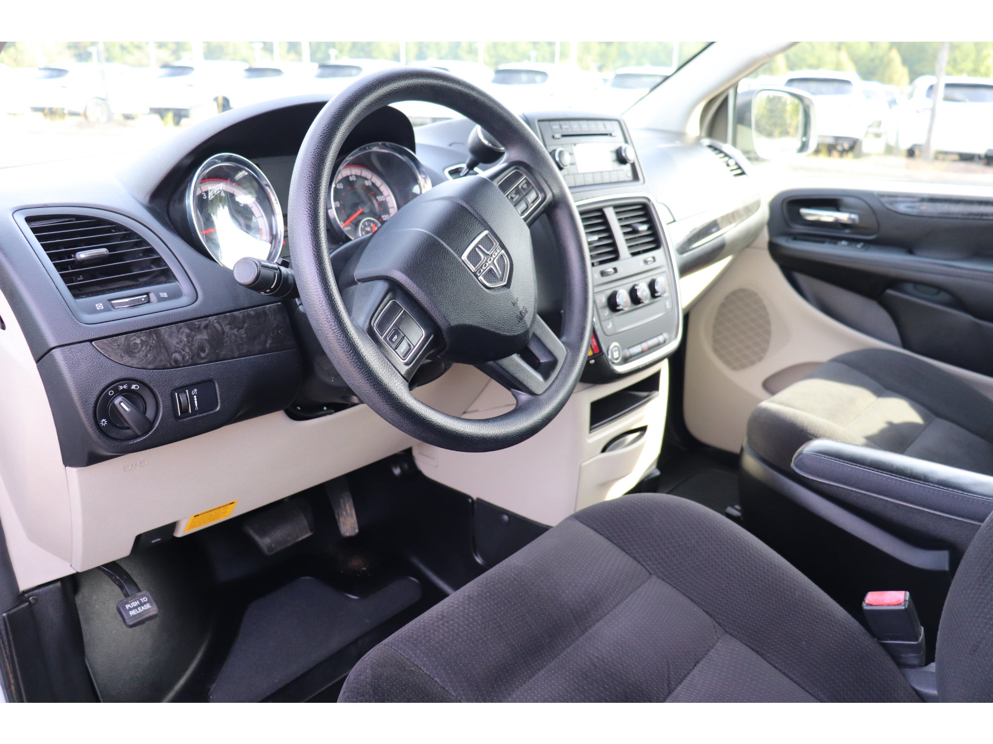 2015 Dodge Grand Caravan American Value Pkg
